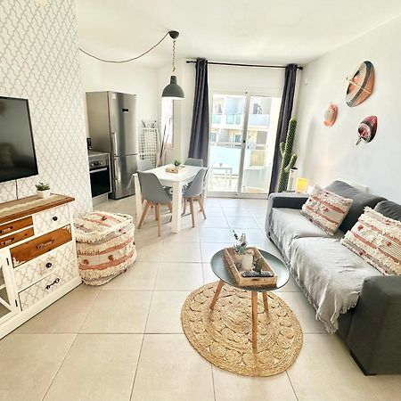 Candy Pop - Pool, 2 Terraces,Desk And High Speed Internet Corralejo Exterior photo